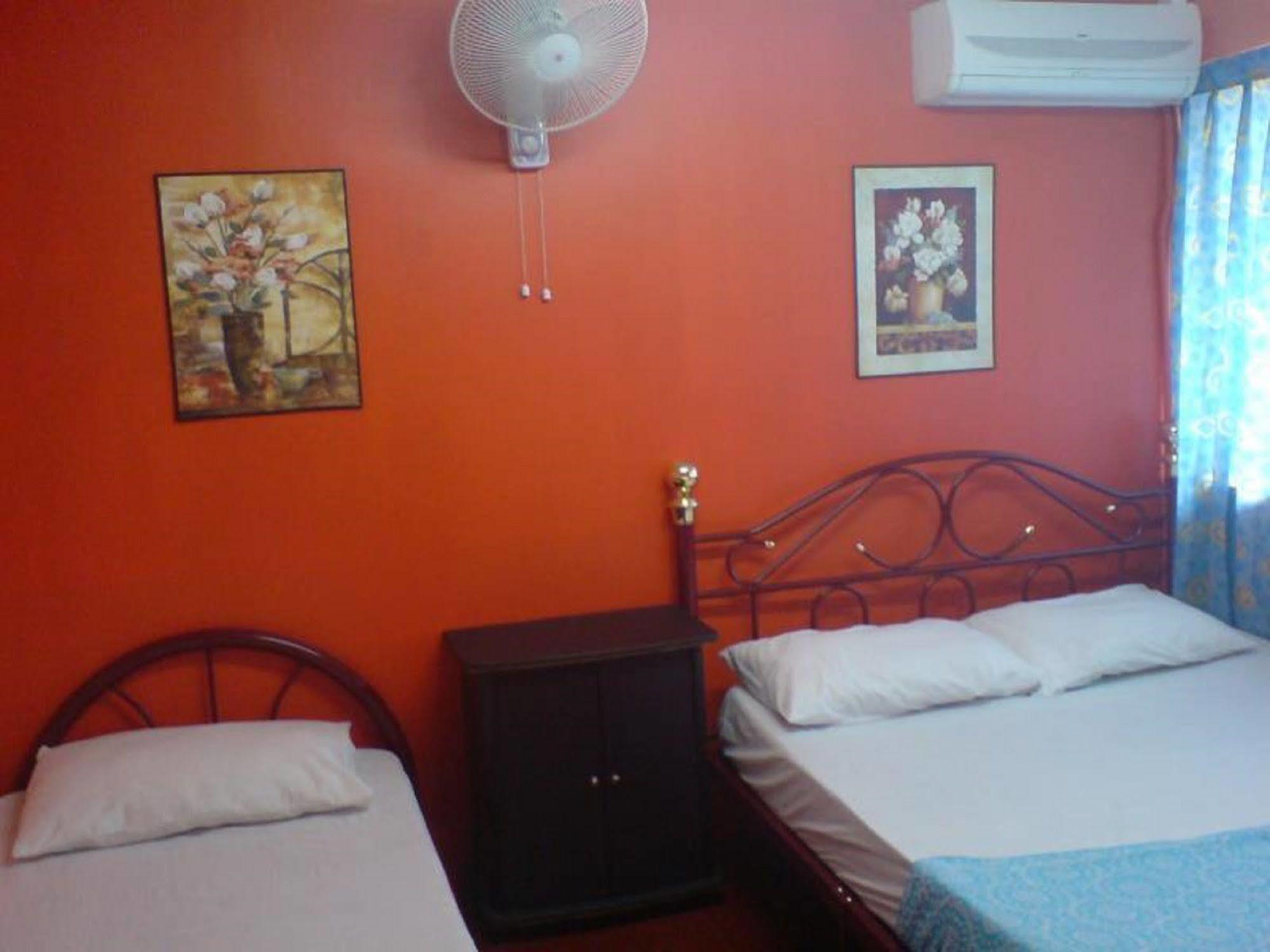 Stay In Lodge Kota Kinabalu Luaran gambar